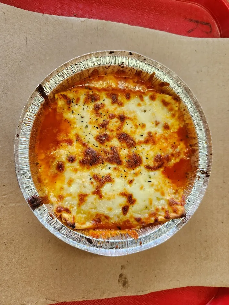 Cheesy Cheese Lasagna